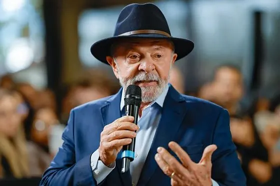 Lula promete abrir o próprio sigilo telefônico, mas já afirmou: “Eu não tenho celular”